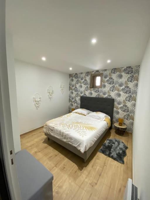 Le Petit Loft Des Halles Безьє Екстер'єр фото